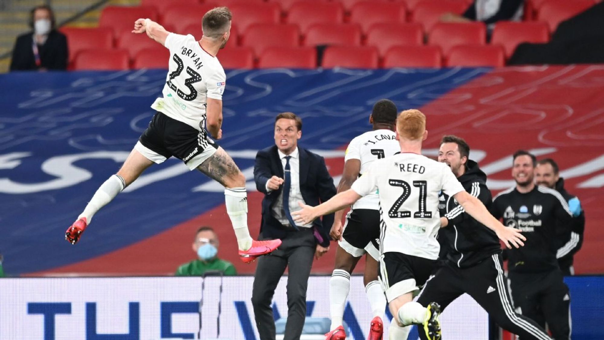 代教练的典 代教练的典